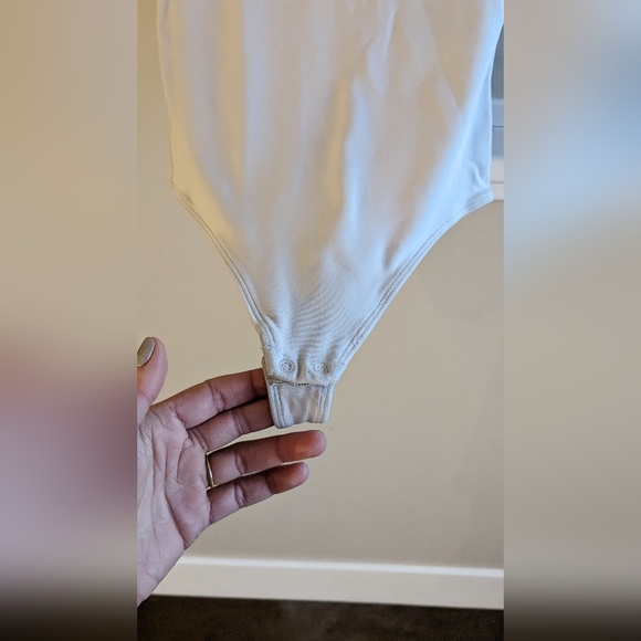 Babaton contour t-shirt bodysuit - Picture 3 of 4